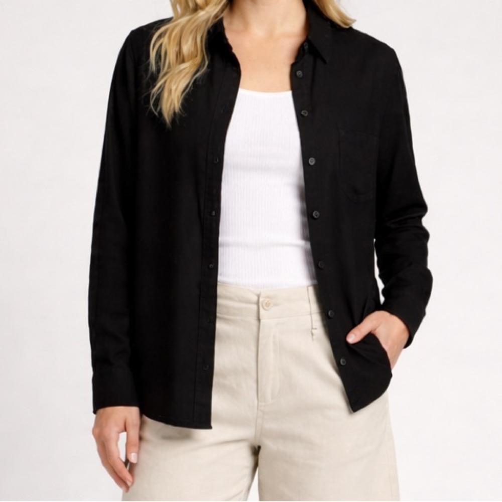 Universal Thread Button-Front Black Linen Dress Shirt